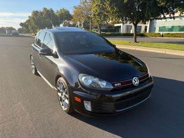 BLACK, 2013 VOLKSWAGEN GTI Image 