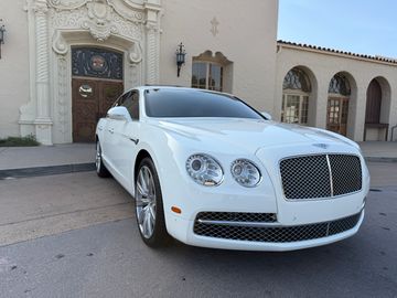 2018 BENTLEY FLYING SPUR for sale in GLENDALE
