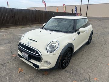 WHITE, 2016 MINI HARDTOP 2 DOOR Image 