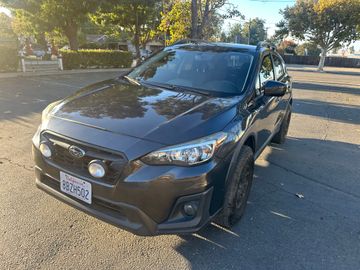 GRAY, 2018 SUBARU CROSSTREK Image 
