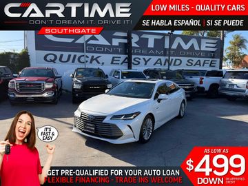 WHITE, 2021 TOYOTA AVALON HYBRID Image 