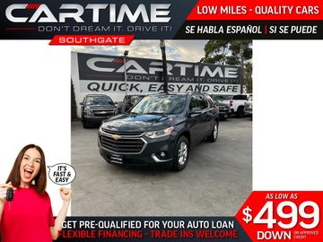 GRAY, 2018 CHEVROLET TRAVERSE LT Image 