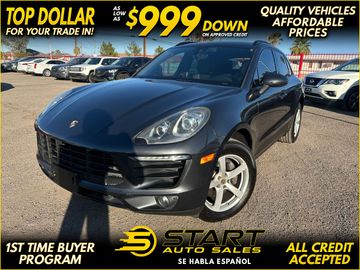 BLUE, 2017 PORSCHE MACAN Image 