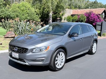 2016 VOLVO V60 for sale in NOVATO