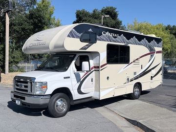 2017 THOR CHATEAU for sale in NOVATO