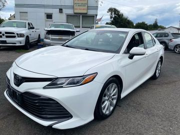 2018 TOYOTA CAMRY for sale in DANBURY
