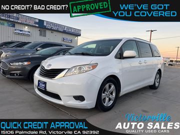 2011 TOYOTA SIENNA for sale in VICTORVILLE