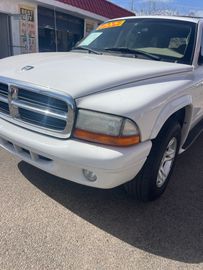 WHITE, 2003 DODGE DURANGO Image 