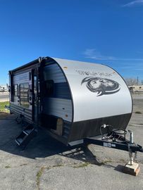 2022 FOREST RIVER WOLF PUP for sale in HESPERIA