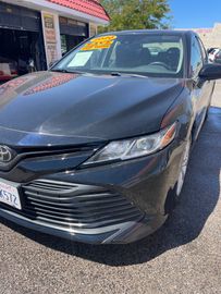 BLACK, 2020 TOYOTA CAMRY Image 