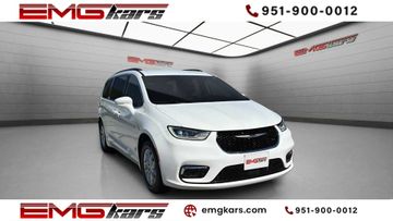 2022 CHRYSLER PACIFICA for sale in RIVERSIDE