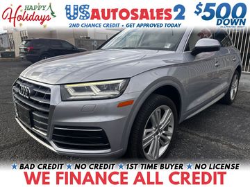 SILVER, 2018 AUDI Q5 Image 