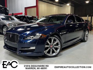 2019 JAGUAR XJ for sale in WARREN