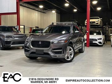 2019 JAGUAR F-PACE for sale in WARREN