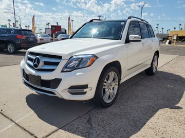 WHITE, 2014 MERCEDES-BENZ GLK-CLASS Image 