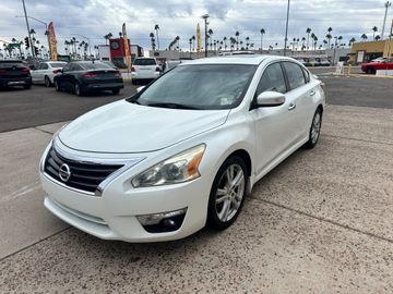 WHITE, 2014 NISSAN ALTIMA Image 