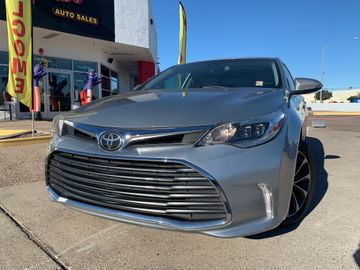 SILVER, 2018 TOYOTA AVALON Image 
