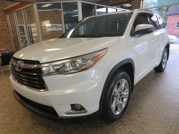 WHITE, 2014 TOYOTA HIGHLANDER Image 
