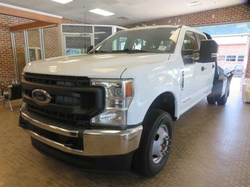 2022 FORD F350 SUPER DUTY 4X4 6.7 TORBO DIESL CREW CAB & CHASSIS 179 FLAT BED for sale in MARIETTA