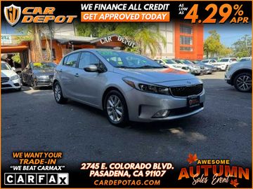 2017 KIA FORTE5 1 OWNER SUPER CLEAN for sale in PASADENA