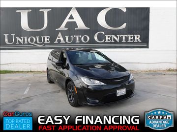 2018 CHRYSLER PACIFICA for sale in BLOOMINGTON