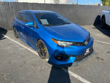 COSMIC BLUE METALLIC, 2016 SCION IM Image 