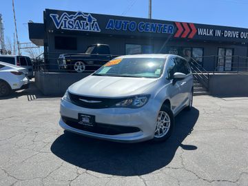 SILVER, 2023 CHRYSLER VOYAGER Image 