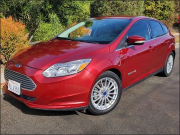 RED, 2015 FORD FOCUS Image 