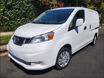 WHITE, 2017 NISSAN NV200 Image 