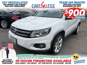 WHITE, 2012 VOLKSWAGEN TIGUAN Image 