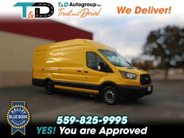 YELLOW, 2018 FORD TRANSIT 250 VAN Image 