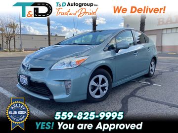 GREEN, 2015 TOYOTA PRIUS Image 