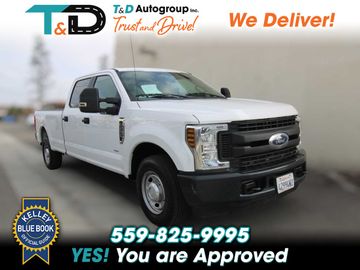 WHITE, 2019 FORD F250 SUPER DUTY CREW CAB Image 