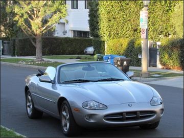 SILVER, 2000 JAGUAR XK8 Image 