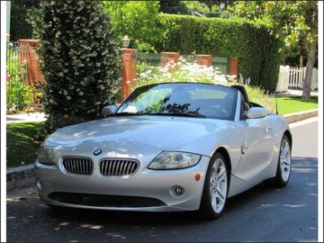 SILVER, 2005 BMW Z4 Image 