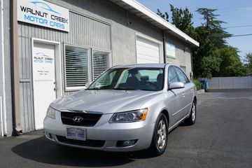 SILVER, 2006 HYUNDAI SONATA Image 