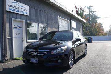 BLACK, 2011 HONDA ACCORD Image 