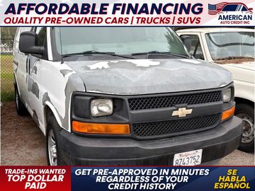 WHITE, 2010 CHEVROLET EXPRESS 1500 CARGO Image 