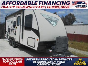 BEIGE, 2017 WINNEBAG MICRO MINNIE Image 