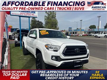 WHITE, 2021 TOYOTA TACOMA DOUBLE CAB Image 