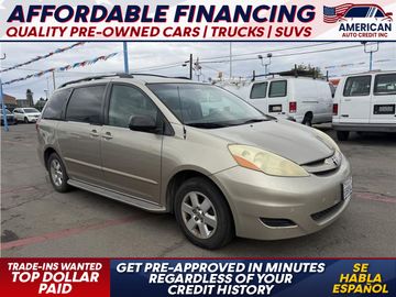 2006 TOYOTA SIENNA for sale in FRESNO