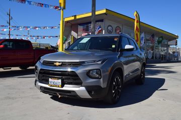 GRAY, 2023 CHEVROLET TRAILBLAZER Image 
