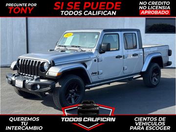 SILVER, 2021 JEEP GLADIATOR Image 