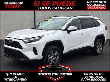 WHITE, 2022 TOYOTA RAV4 HYBRID Image 