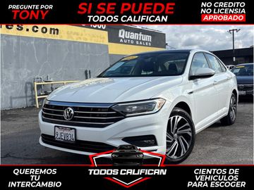 WHITE, 2021 VOLKSWAGEN JETTA Image 