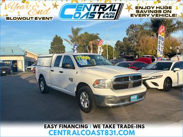 WHITE, 2019 RAM 1500 CLASSIC QUAD CAB Image 