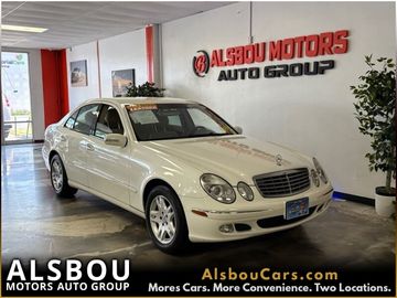 WHITE, 2003 MERCEDES-BENZ E-CLASS Image 
