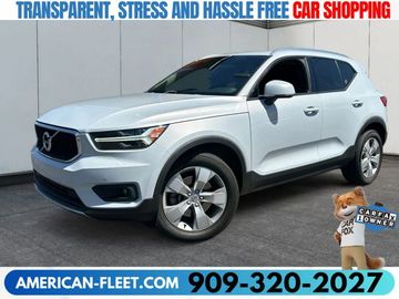 GRAY, 2022 VOLVO XC40 Image 