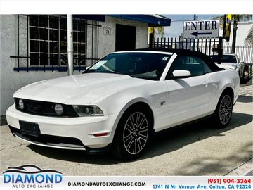 2010 FORD MUSTANG for sale in COLTON