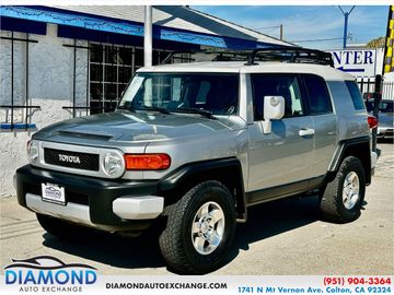 2010 TOYOTA FJ CRUISER for sale in COLTON